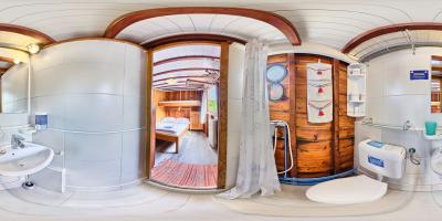 BATHROOM TWIN SINGLE DOUBLE