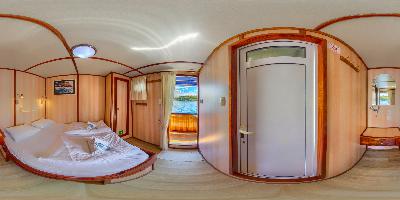 DOUBLE CABIN