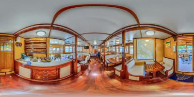 SALOON