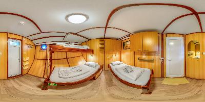 TRIPLE CABIN