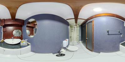 BATHROOM TWIN BEDROOM