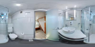 BATHROOM - TWIN ROOM