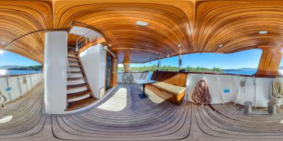 MIDDLE DECK AREA