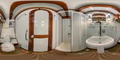 BATHROOM - DOUBLE ROOM