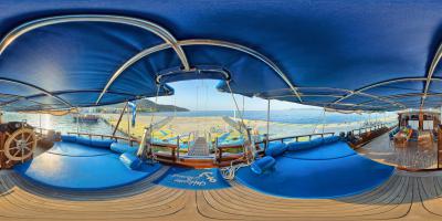 UPPER DECK