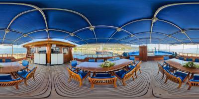UPPER DECK