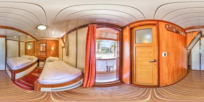 TWIN SINGLE-DOUBLE ROOM