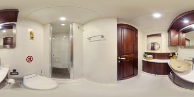 BATHROOM - REAR MASTER
