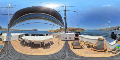SUNDECK