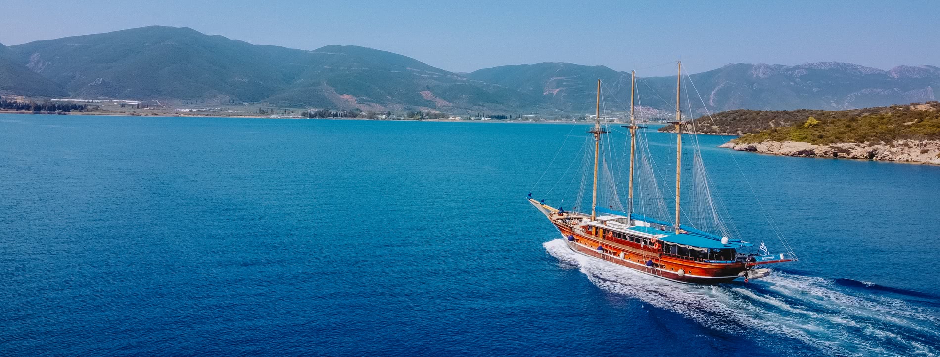 Luftaufnahme Schiff Thalassa in Griechenland