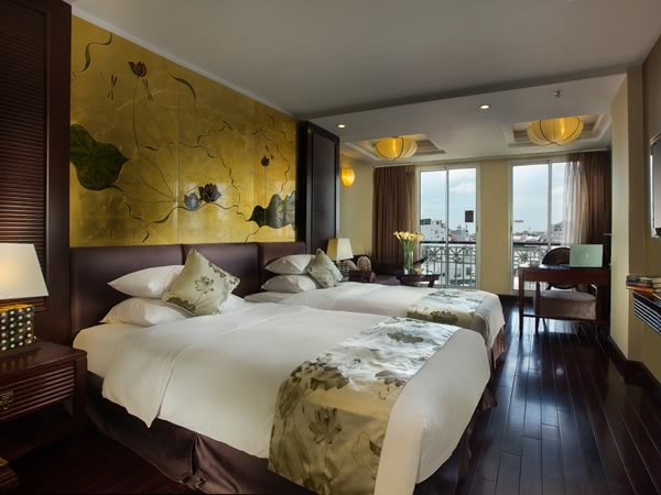 Hotelzimmer mit zwei Betten