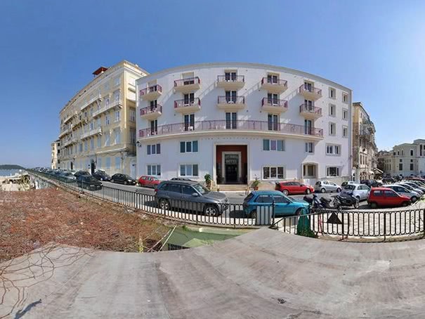 Außenansicht des Marina Hotels
