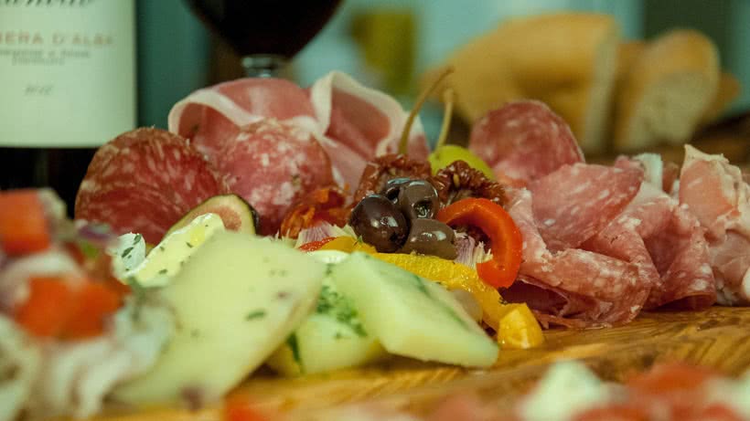Käse- und Fleischplatte